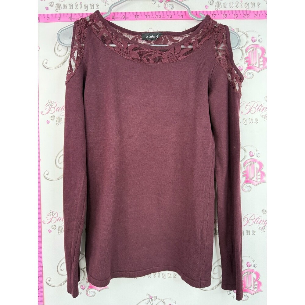le chateau Long Sleeve Cold-Shoulder Lace Accent Top in Burgundy